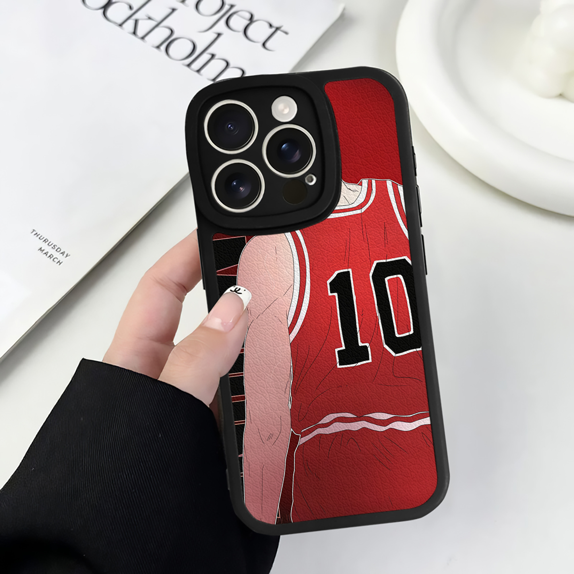 （画像用） SLAM DUNK／スラムダンク 【iPhone 16シリーズ対応】シリコンスマホケース（レザー調） 材質：シリコン
